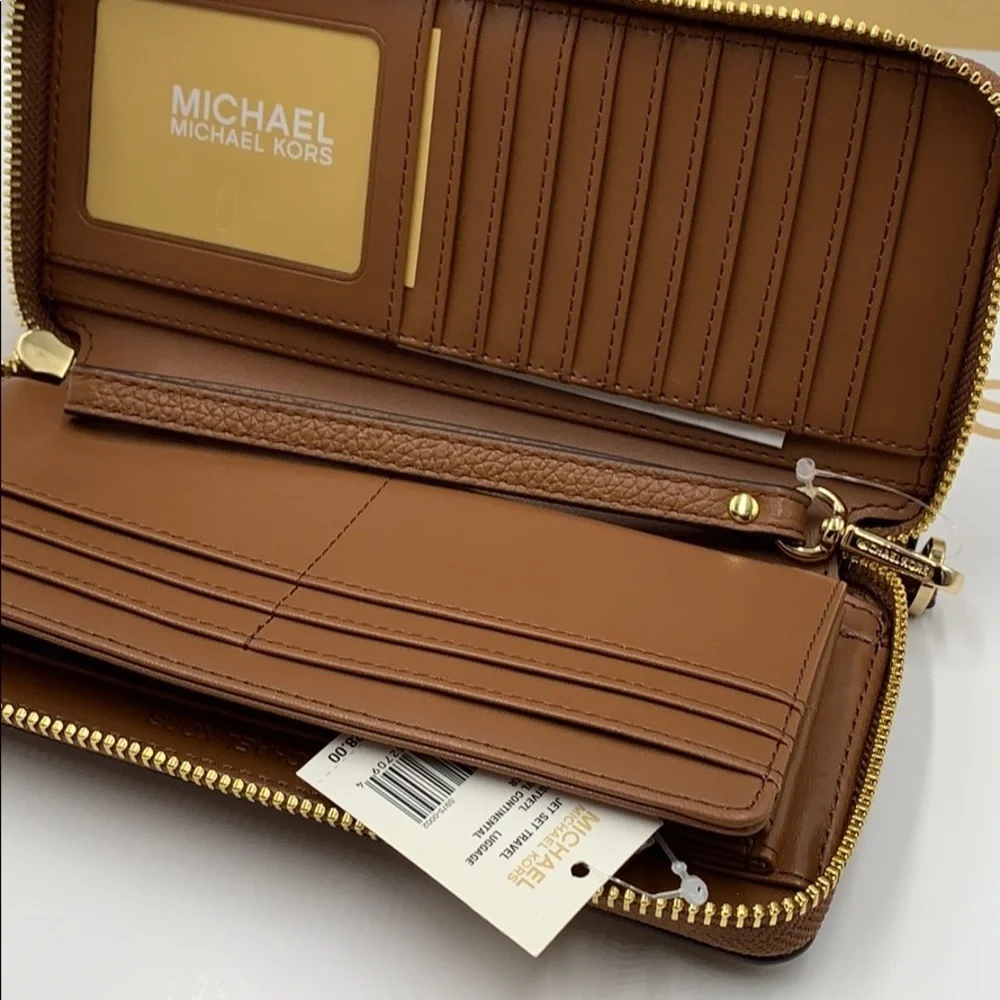 MICHAEL KORS Jet Set Travel Continental Zip